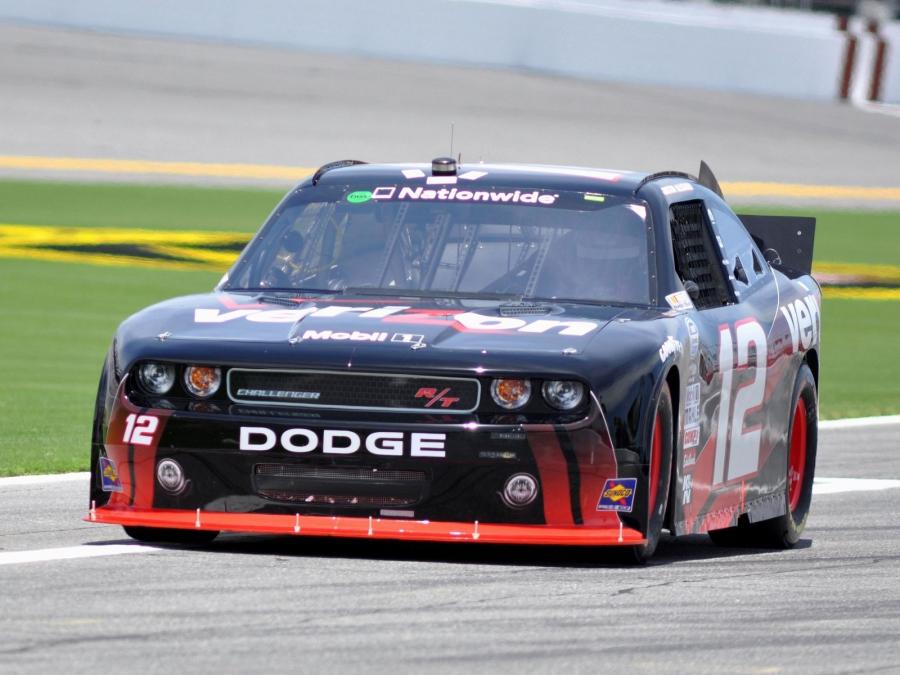  Dodge Challenger R/T NASCAR Nationwide Series Race Car 2010 года  (фото 11 из 12)